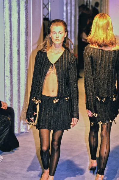 Look 16